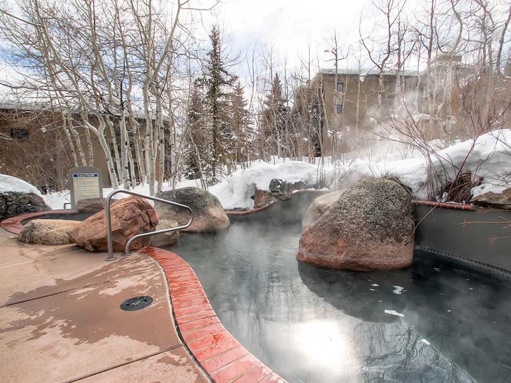 Terracehouse By Snowmass Vacations Apartment สโนว์แมส วิลเลจ ภายนอก รูปภาพ